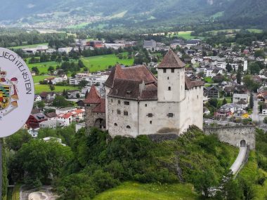 cosa vedere fare visitare visit mangiare Liechtenstein Vaduz Austria svizzera