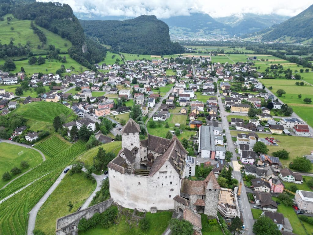 bangs drone Liechtenstein Vaduz cosa vedere fare visitare visit