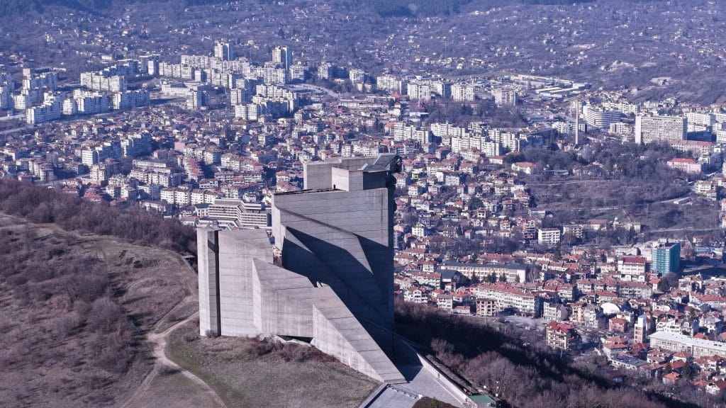 monumento shumen Bulgaria the founders of the Bulgarian state 